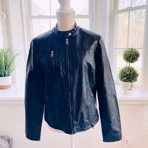 Women’s Faux leather Jacket - size L
